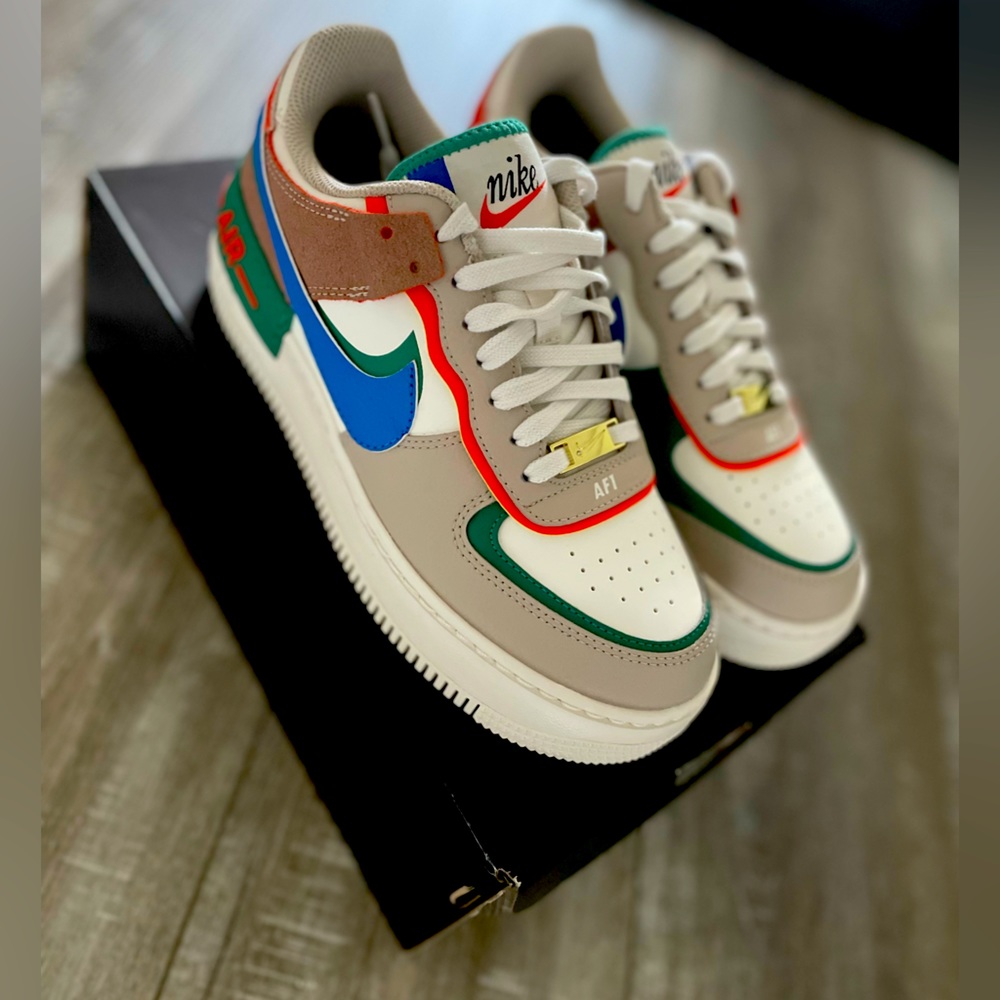 Nike Air Force One Shadow Edition ❤️🧡💙💚